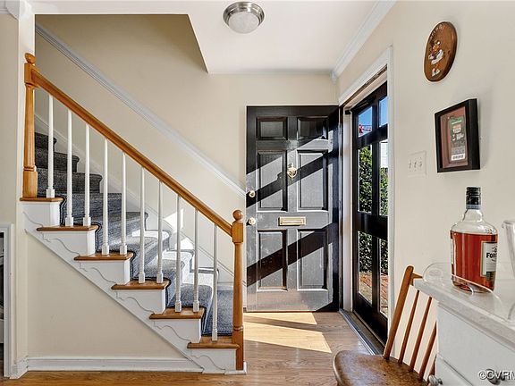 3rd image of 401 N Hamilton St APT K