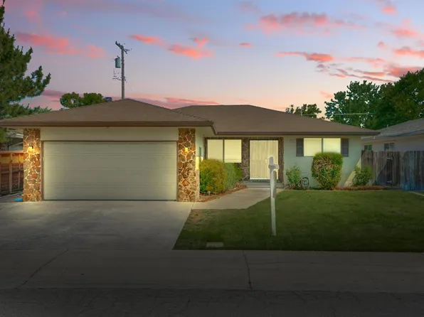 2319 Oxford Way, Lodi, CA 95242