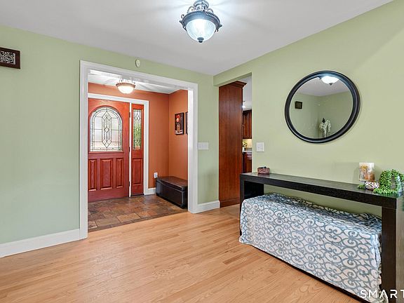 3rd image of 36 Bouldercrest Lane