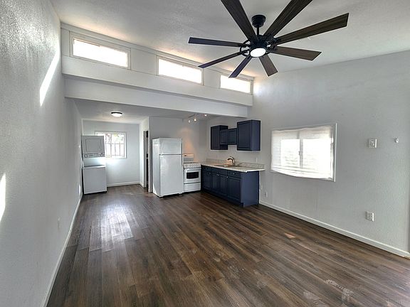 5th image of 1618 W Gardenia Dr #B