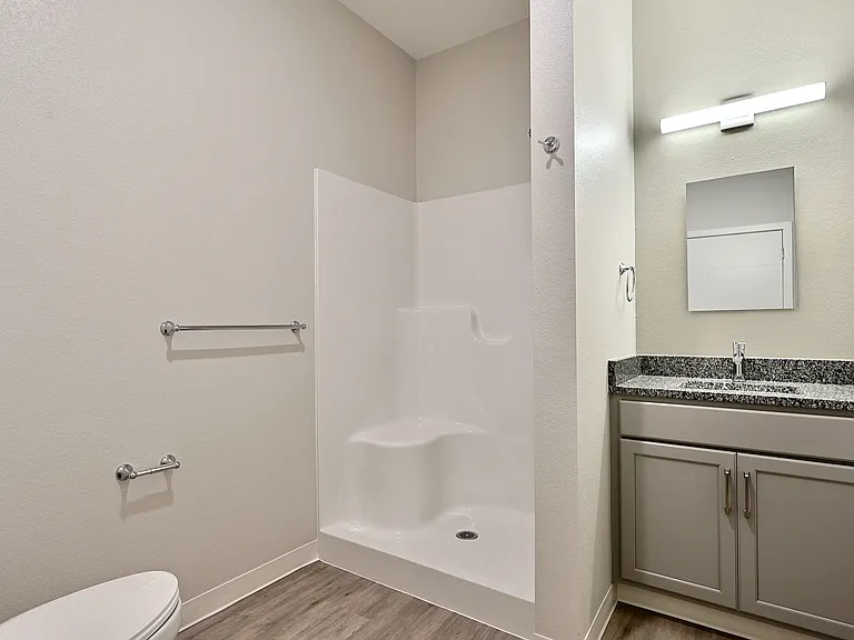 727 Poyntz Ave #415 — Photo 4