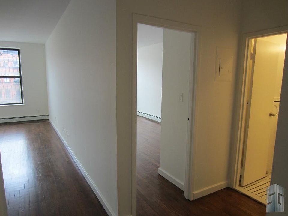 1st image of 1962 A C Powell Blvd APT 4D