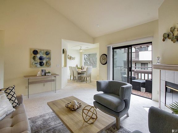 4th image of 21103 Gary Dr APT 319E