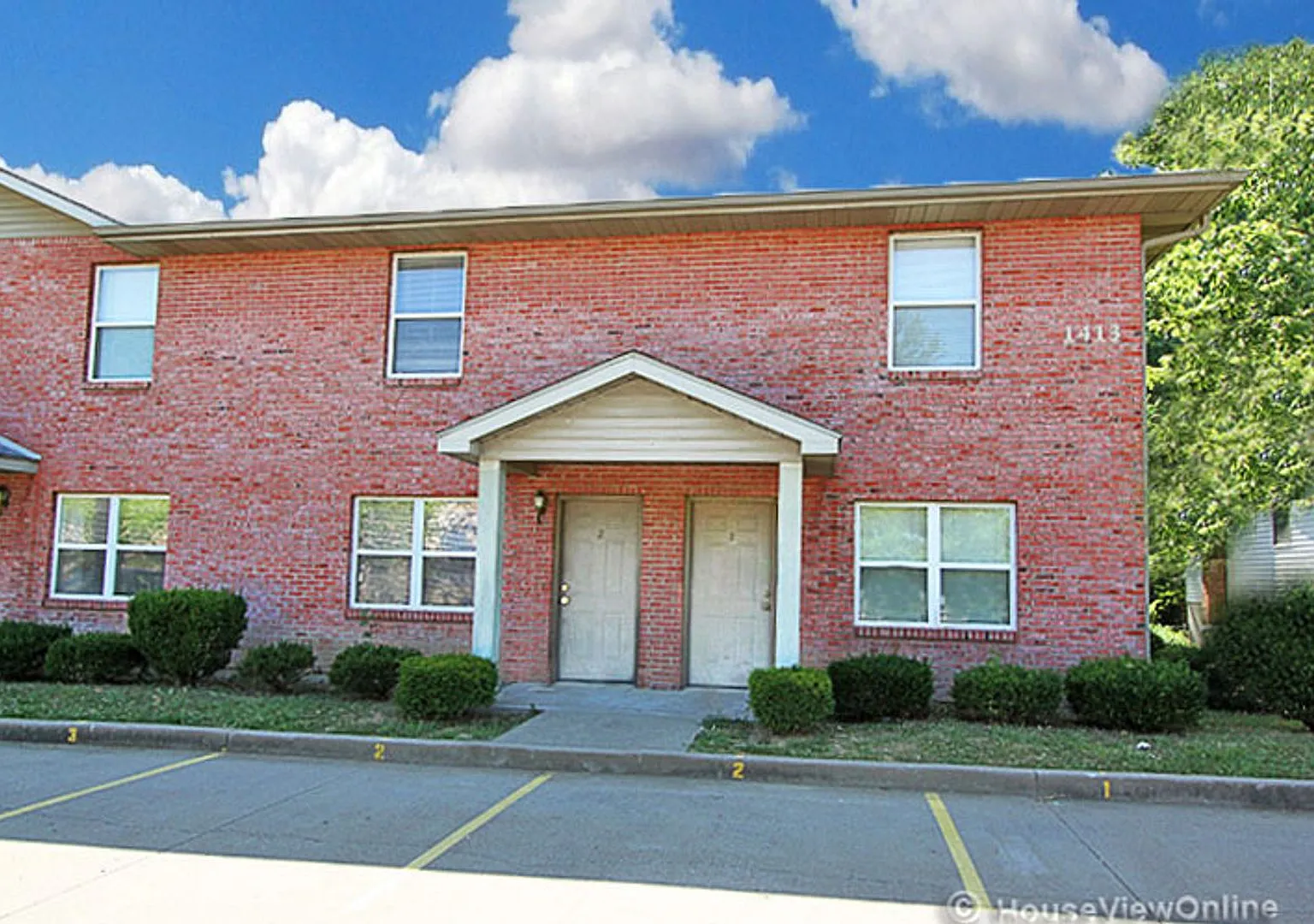 Brookshire 1413 — Photo 1