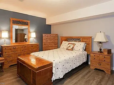 Basement Spare Room (Note: Not considered a bedroom as there is no emergency exist available) - Spacious and recently renovated