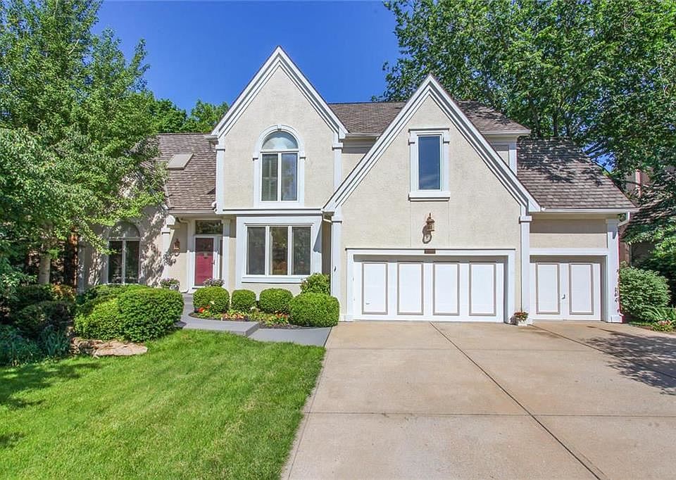 1st image of 10360 S Hollis Ln
