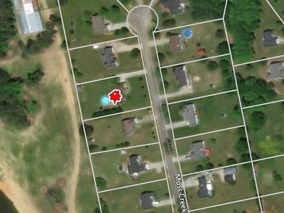 2nd image of 240 Moss Creek Dr NE
