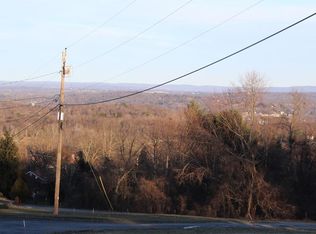 Carter Ave, Newburgh, NY 12550