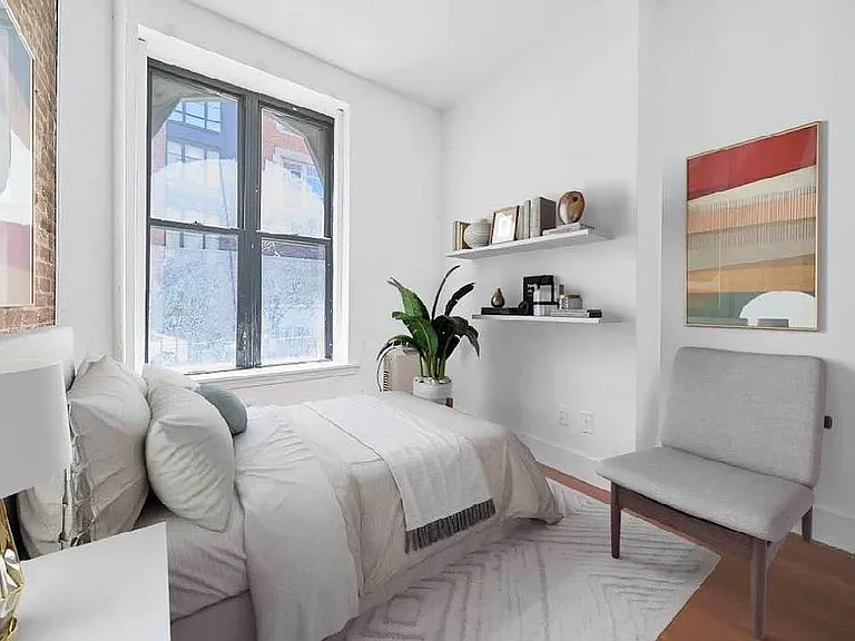 435 E 12th St #1 — Photo 6