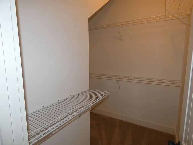3928 River Pointe Ln — Photo 17