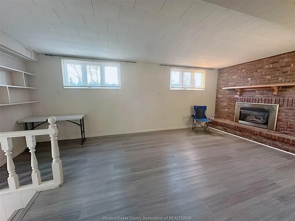2 bed, $1,650 — Photo 2