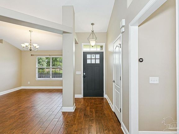 4th image of 3055 Wallace Lake Rd