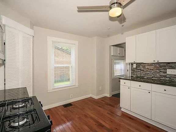 5th image of 449 Palace Ave