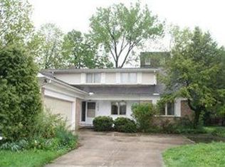 14604 Onaway Rd, Shaker Heights, OH 44120