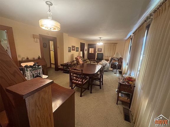5th image of 8152 J Rd