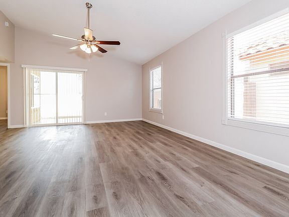 4th image of 4545 N 67th Ave Unit 1117