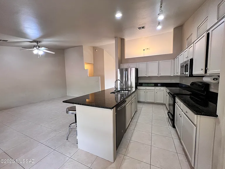 8679 N Ahwatukee Way — Photo 4