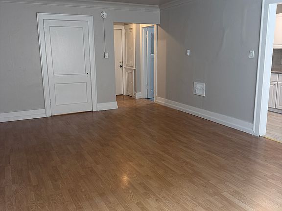 3rd image of 809 S I St APT 203