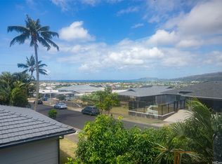 502 Kekupua St, Honolulu, HI 96825