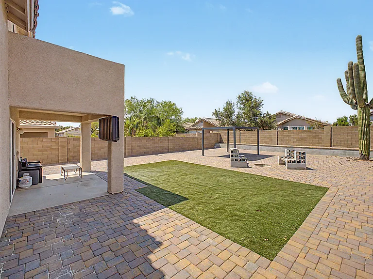 2656 W Mountain Heights Ct — Photo 41