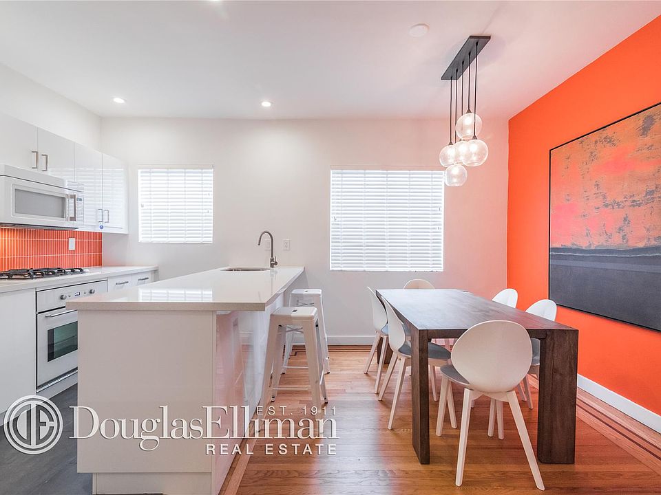 1st image of 1622 Pennsylvania Ave APT 204