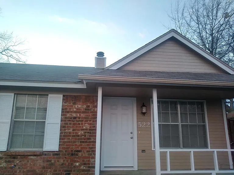 522 Matt Ln — Photo 2