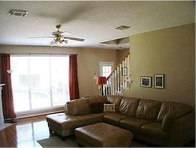 4th image of 1611 Pincher Creek Dr