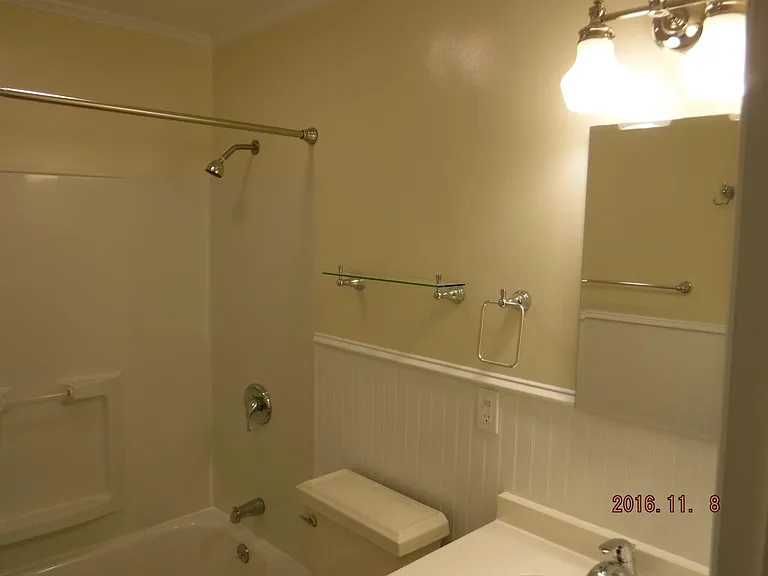3900 Paisley Pl — Photo 4