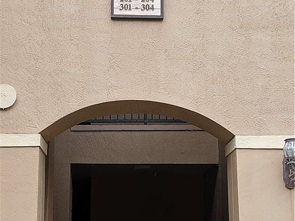 4th image of 5506 Metrowest Blvd APT 103