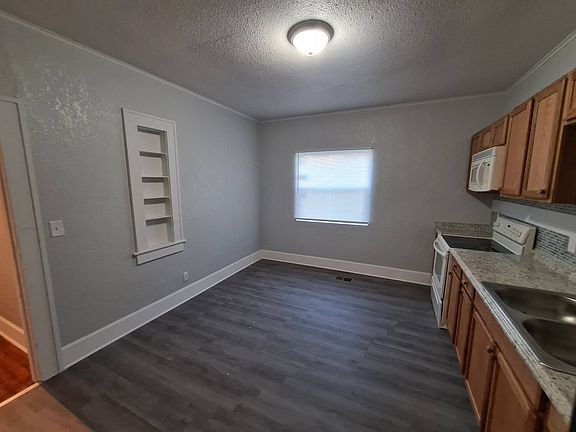 3rd image of 4700 10th Ave S #1