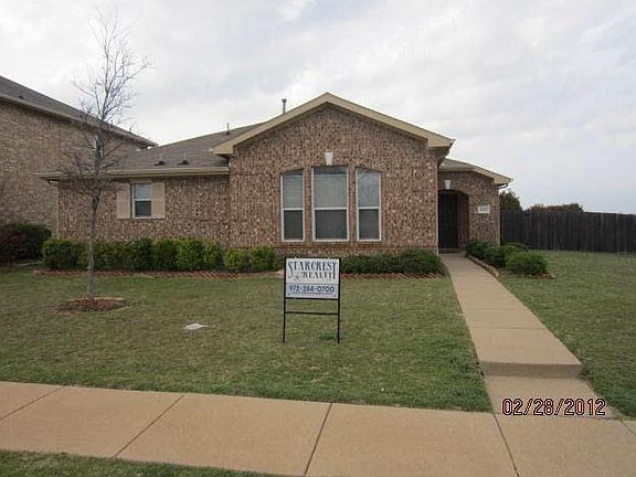 2nd image of 206 Trees Dr