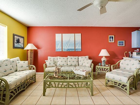 3rd image of 701 Baffin Dr