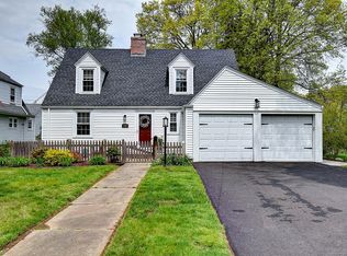 538 Fern St, West Hartford, CT 06107