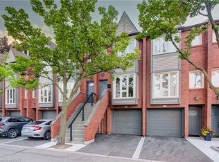 895 Maple Ave #128, Burlington, ON L7S 2H7