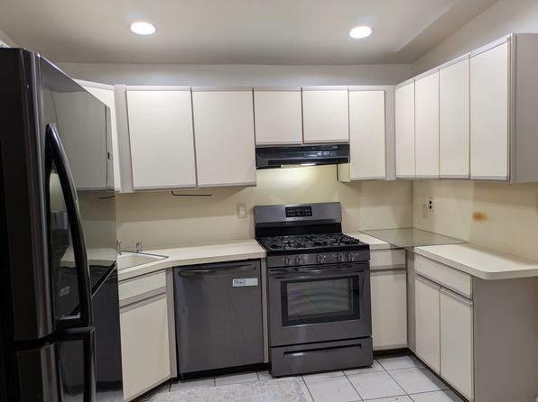 124 W Franklin St UNIT 2