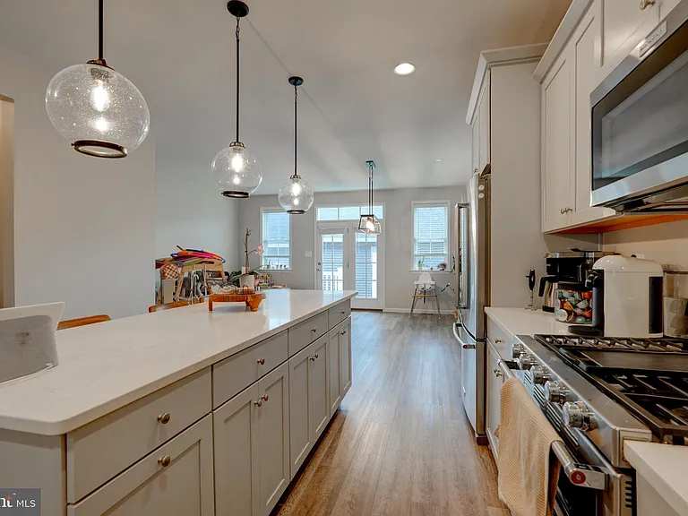 1309 Pedigree St — Photo 8