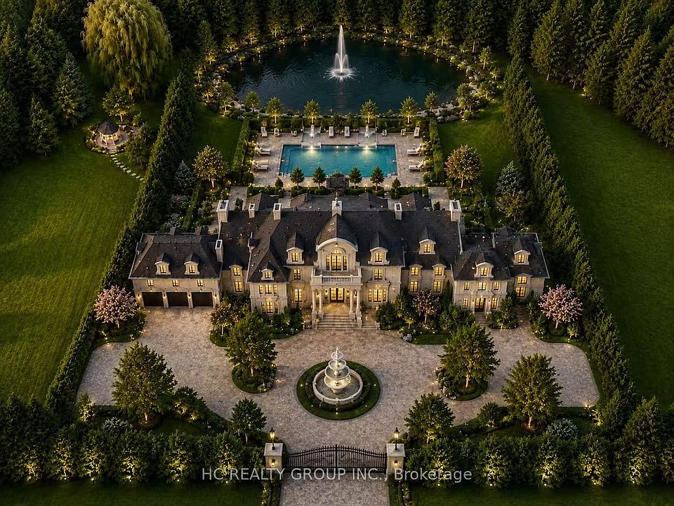 1st image of 16 Bernadotte Dr