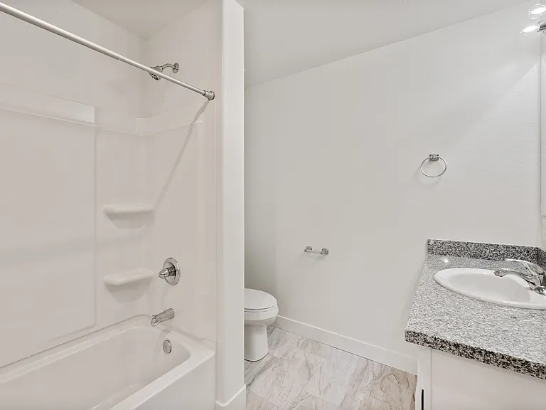 6201 N Reata Dr #1 — Photo 9