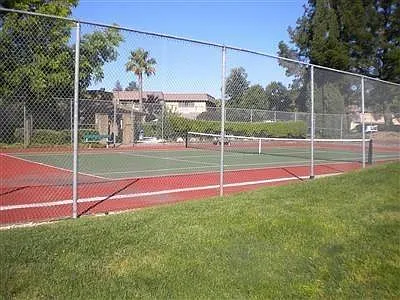 Tennis and pickleball courts_