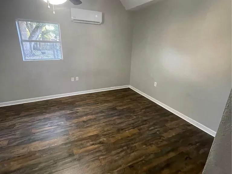 640 Ponderosa Dr E #A — Photo 2