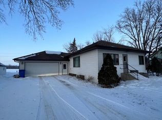 902 1st Ave N, Lake Norden, SD 57248 | MLS #24-159 | Zillow