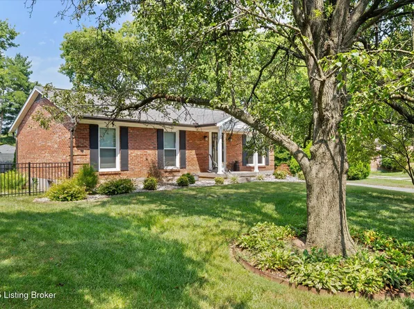 5002 Volney Ct, Louisville, KY 40291