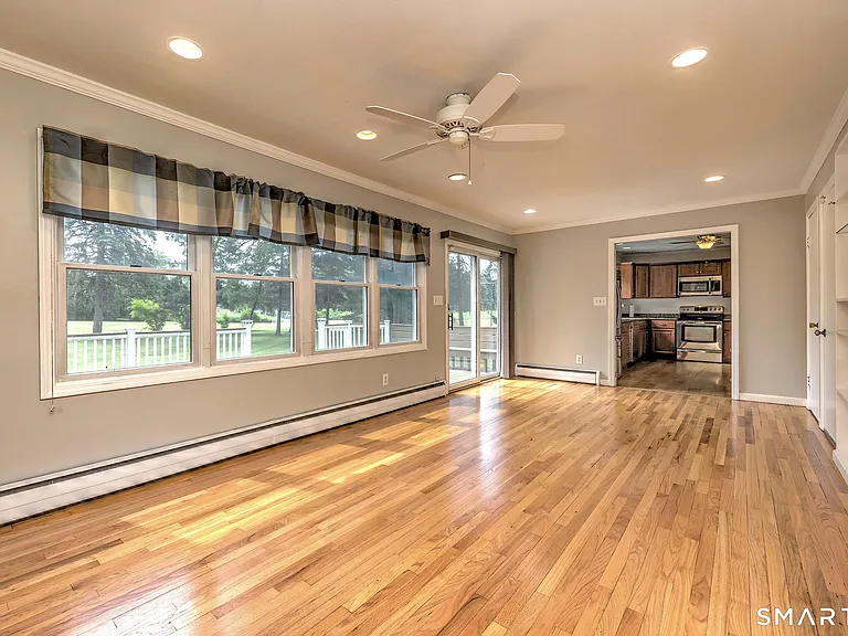 352 Hitching Post Dr — Photo 24