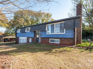 2741 Cedar St, Conover, NC 28613