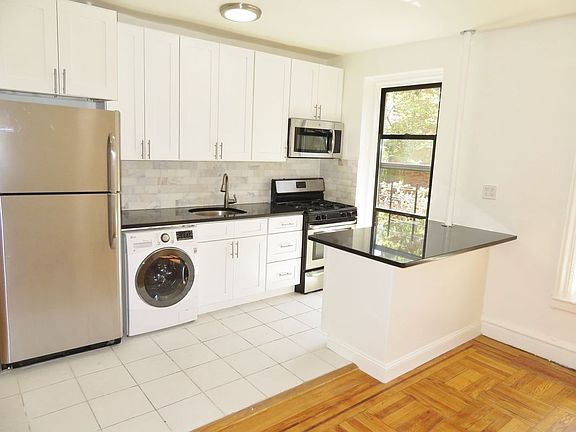 3rd image of 357 Edgecombe Ave #Afl2