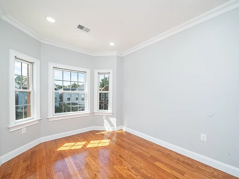 72 Charles St #2 — Photo 10