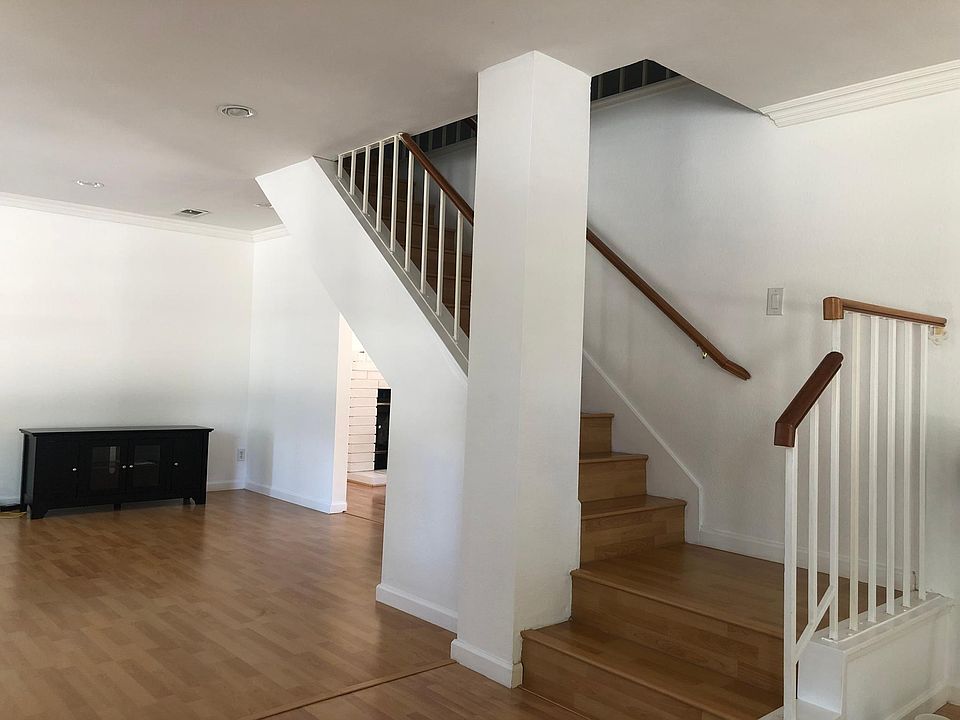 1st image of 1509 Shumaker Way