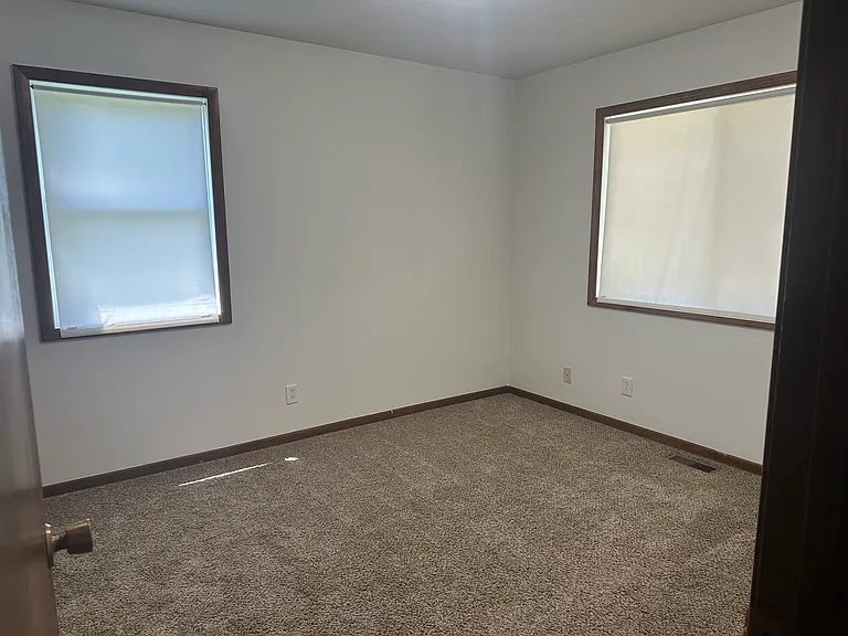 112 Meadow Ln — Photo 13