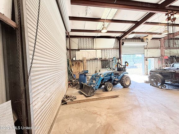 4th image of 8735 Old Stage Rd