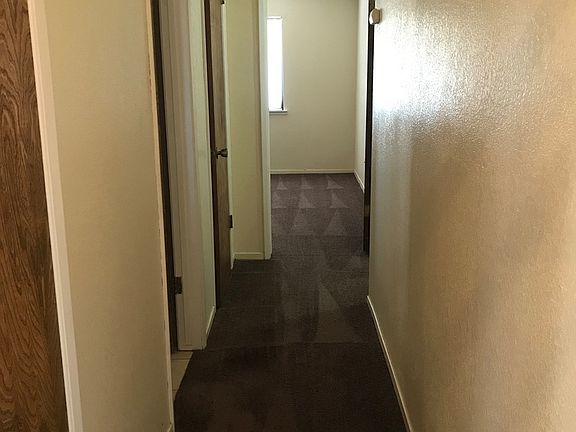 3rd image of 11260 Bell Dr